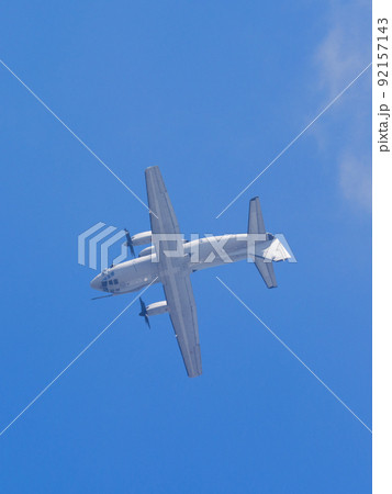 イタリア空軍C-27Jスパルタン輸送機宙返り イタリア空軍C-27Jスパルタン輸送機宙返り 92157143