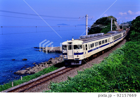 2003年 旧鹿児島本線を走る475系普通電車3両 2003年 旧鹿児島本線を走る475系普通電車3両 92157669
