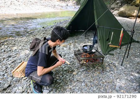 男子ソロキャンプ 男子ソロキャンプ 92171290