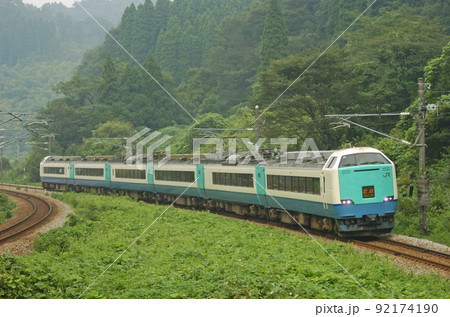 北陸本線 石動ー倶利伽羅 JR東日本 485系 R21編成(新潟) 北越 北陸本線 石動ー倶利伽羅 JR東日本 485系 R21編成(新潟) 北越 92174190