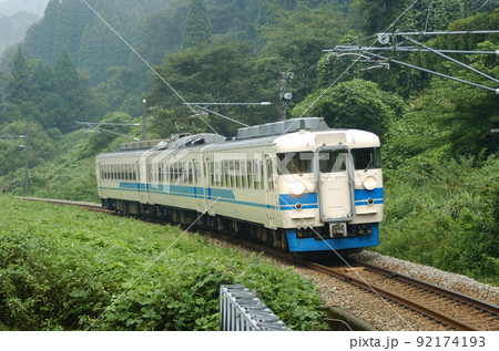 北陸本線 石動ー倶利伽羅 JR西日本 475系 A11編成(金沢) 北陸本線 石動ー倶利伽羅 JR西日本 475系 A11編成(金沢) 92174193