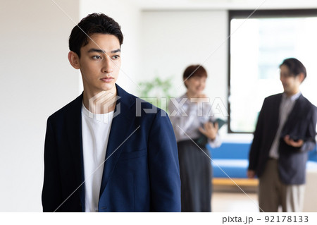 グローバル　多国籍企業 92178133