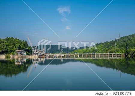《岐阜県》中津川市　落合ダム湖 92180778