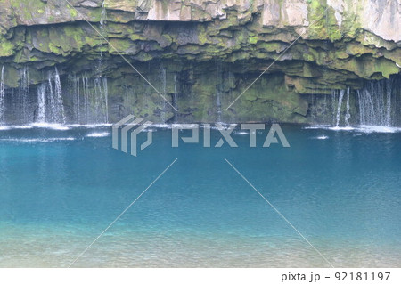 冬の雄川の滝　鹿児島 92181197