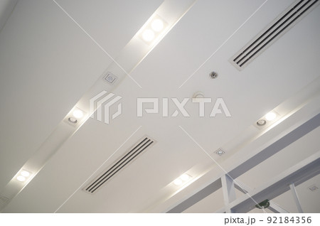 Ceiling mounted cassette type air conditioner Ceiling mounted cassette type air conditioner 92184356