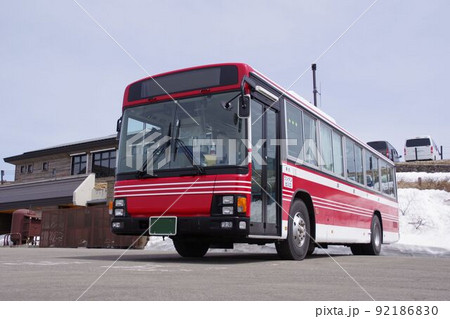 路線バス　八幡平頂上まで走る羽後交通の路線バス 92186830