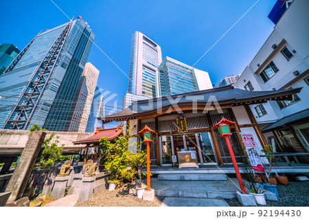 日本の東京都市景観 東新橋にある日比谷神社と高層ビル群などを望む=7月1日 日本の東京都市景観 東新橋にある日比谷神社と高層ビル群などを望む=7月1日 92194430