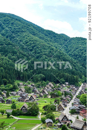 夏の白川郷 92199708