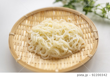 冷麺の麺 92200342