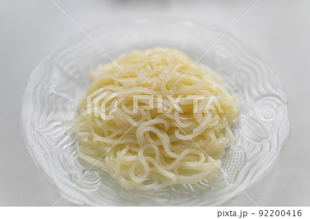 冷麺の麺 92200416