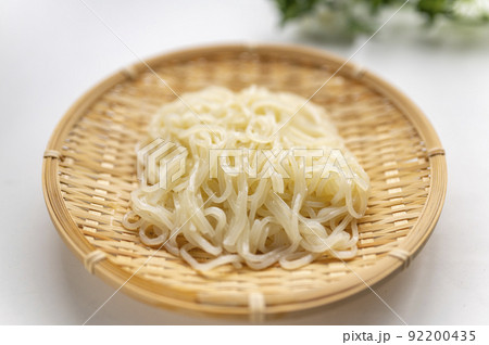 冷麺の麺　 92200435
