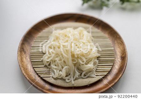 冷麺の麺　 92200440