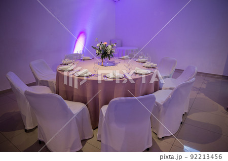 decor of the wedding table in the restaurant decor of the wedding table in the restaurant 92213456
