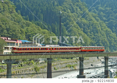 大糸線　平岩ー小滝　JR西日本　キハ28-2119+キハ58-596+キハ52-115 92214830