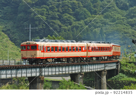 大糸線 小滝ー根知 JR西日本 キハ28-2119+キハ58-596+キハ52-115 大糸線 小滝ー根知 JR西日本 キハ28-2119+キハ58-596+キハ52-115 92214835