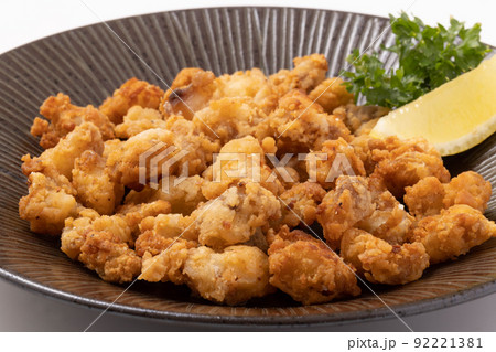 ひざ軟骨の唐揚げ 92221381