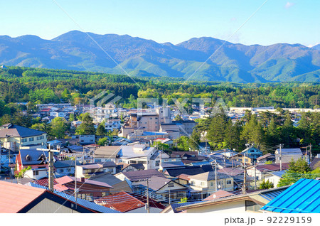 スクリバ通りから見た草津の町並み【群馬県・草津温泉 92229159