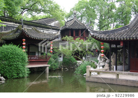 中国　蘇州の古典庭園　同里地区　退思園の光景　蘇州古典園林　世界遺産の中国式庭園 92229986