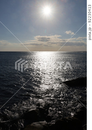 南紀白浜の太陽と海 92230413