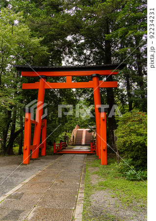 丹生都比売神社 中鳥居と禊橋 丹生都比売神社 中鳥居と禊橋 92234231