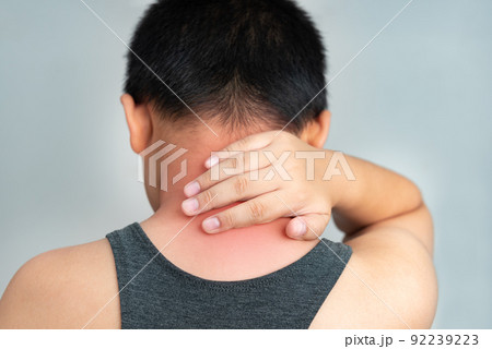 neck pain 92239223