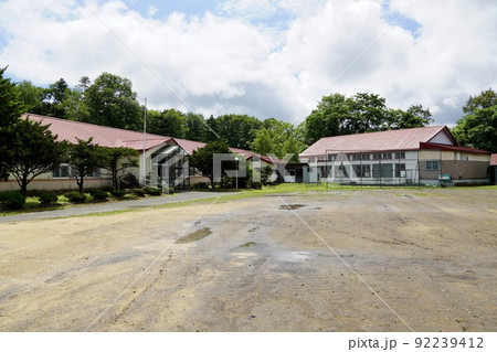 むかわ町立和泉小学校（廃校） 92239412