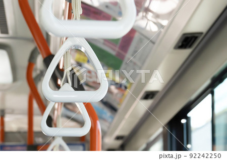 バス車内イメージ つり革 バス車内イメージ つり革 92242250