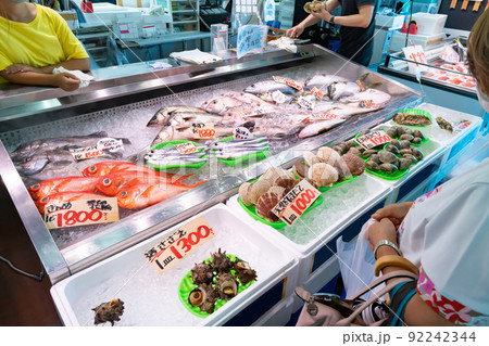 神奈川県三浦市三崎漁港 鮮魚店 神奈川県三浦市三崎漁港 鮮魚店 92242344