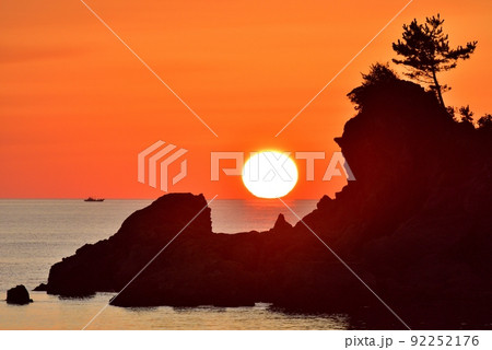 夕日が浦の夕焼け 夕日が浦の夕焼け 92252176