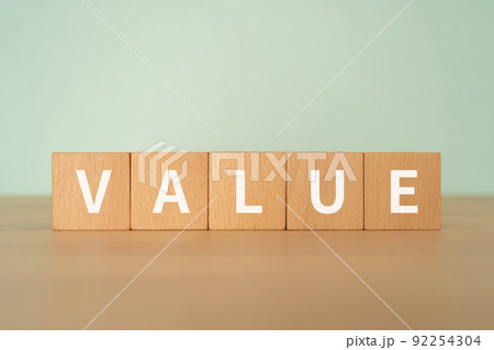 「VALUE」と書かれたブロック 「VALUE」と書かれたブロック 92254304