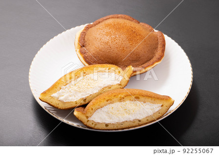 どら焼き　(生クリームチーズ) 92255067