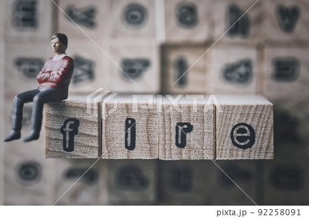 FIRE 経済的自立早期リタイア FIRE 経済的自立早期リタイア 92258091