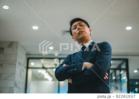 ビジネスパーソン 92261037
