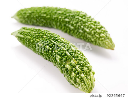 苦くて美味しい「ゴーヤ」夏に食べたい沖縄の野菜 92265667