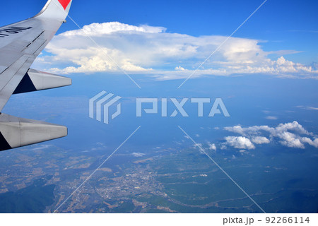 巨大積乱雲 かなとこ雲 スーパーセル 定期便旅客機より空撮 巨大積乱雲 かなとこ雲 スーパーセル 定期便旅客機より空撮 92266114