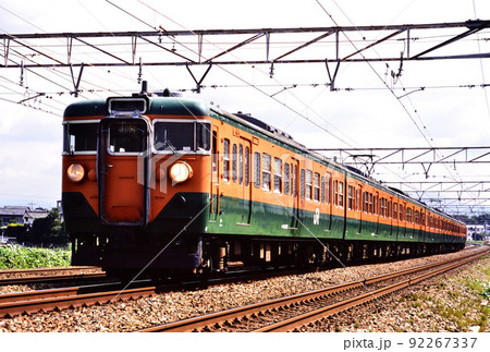 2004年 東海道線を走る113系普通電車7両 2004年 東海道線を走る113系普通電車7両 92267337