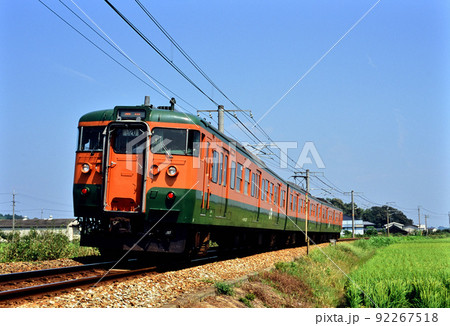 2003年 宇野線を走る115系普通電車3両 2003年 宇野線を走る115系普通電車3両 92267518