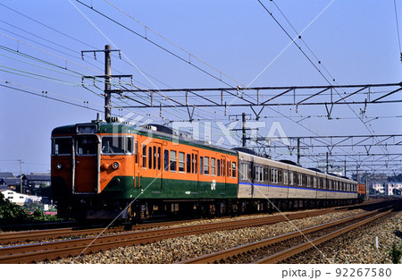 2003年 東海道線を走る113系普通電車7両 2003年 東海道線を走る113系普通電車7両 92267580