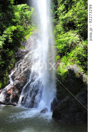 次の滝 92273299