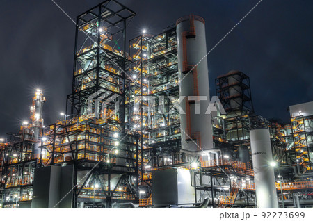 福島県いわき市　勿来火力発電所のイルミネーション 92273699