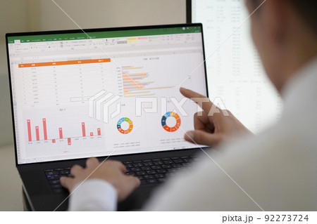 総務 経理 事務職 営業事務 一般事務 事務スタッフ 表計算 グラフ 総務 経理 事務職 営業事務 一般事務 事務スタッフ 表計算 グラフ 92273724