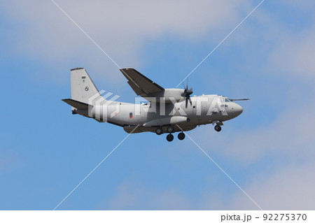 イタリア空軍C-27Jスパルタン輸送機カーゴドア開 92275370