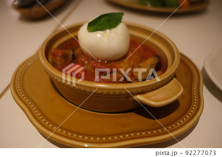 煮込みハンバーグ 92277073