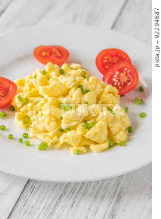 Scrambled eggs 92294687