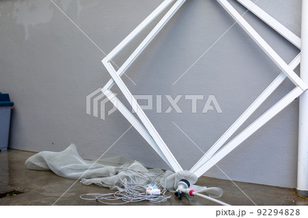 網戸の張替え DIY 洗い 網戸の張替え DIY 洗い 92294828