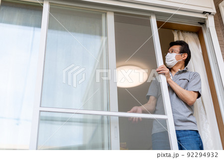 網戸の張替え　DIY 92294932