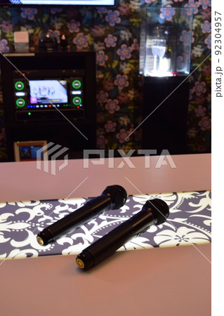 カラオケイメージ カラオケイメージ 92304957