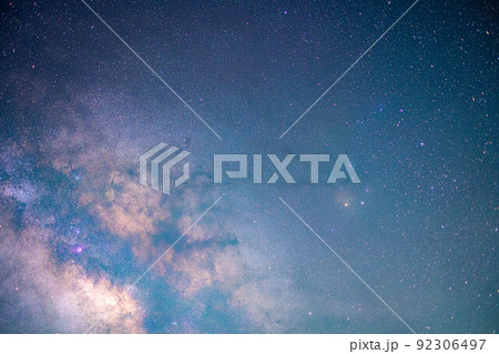【天の川素材】乗鞍高原のまいめの池から見た天の川【長野県】 92306497