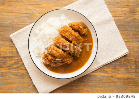 カツカレー 92309848