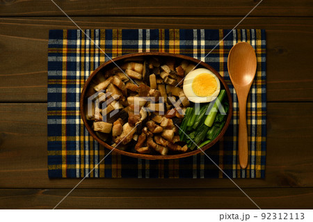 ルーローハン弁当 92312113